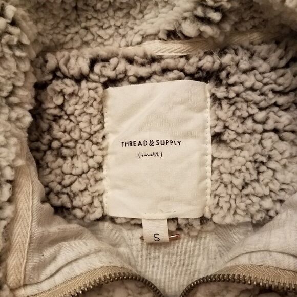Thread & Supply Wubby Fleece Pullover sz Small - Picture 7 of 8